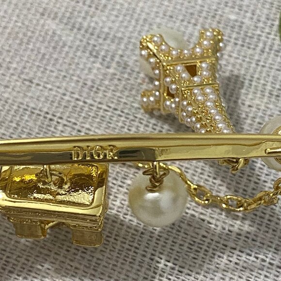Dior Pearl &  Paris Landmark Brooch - Picture 3 of 7